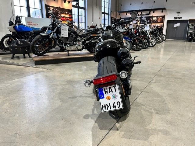 Fahrzeugabbildung Harley-Davidson Harley-Davidson RH 1250S Sportster S  MJ 23