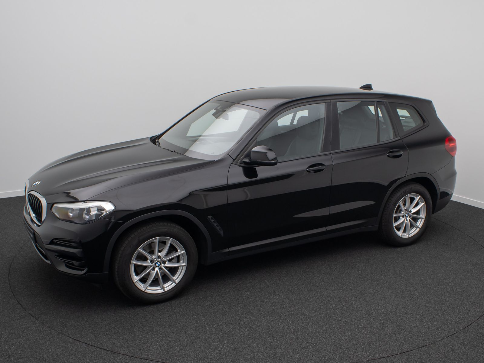 Fahrzeugabbildung BMW X3 xD20d PDC CockpiPlus Sportsitz LED 18Zoll