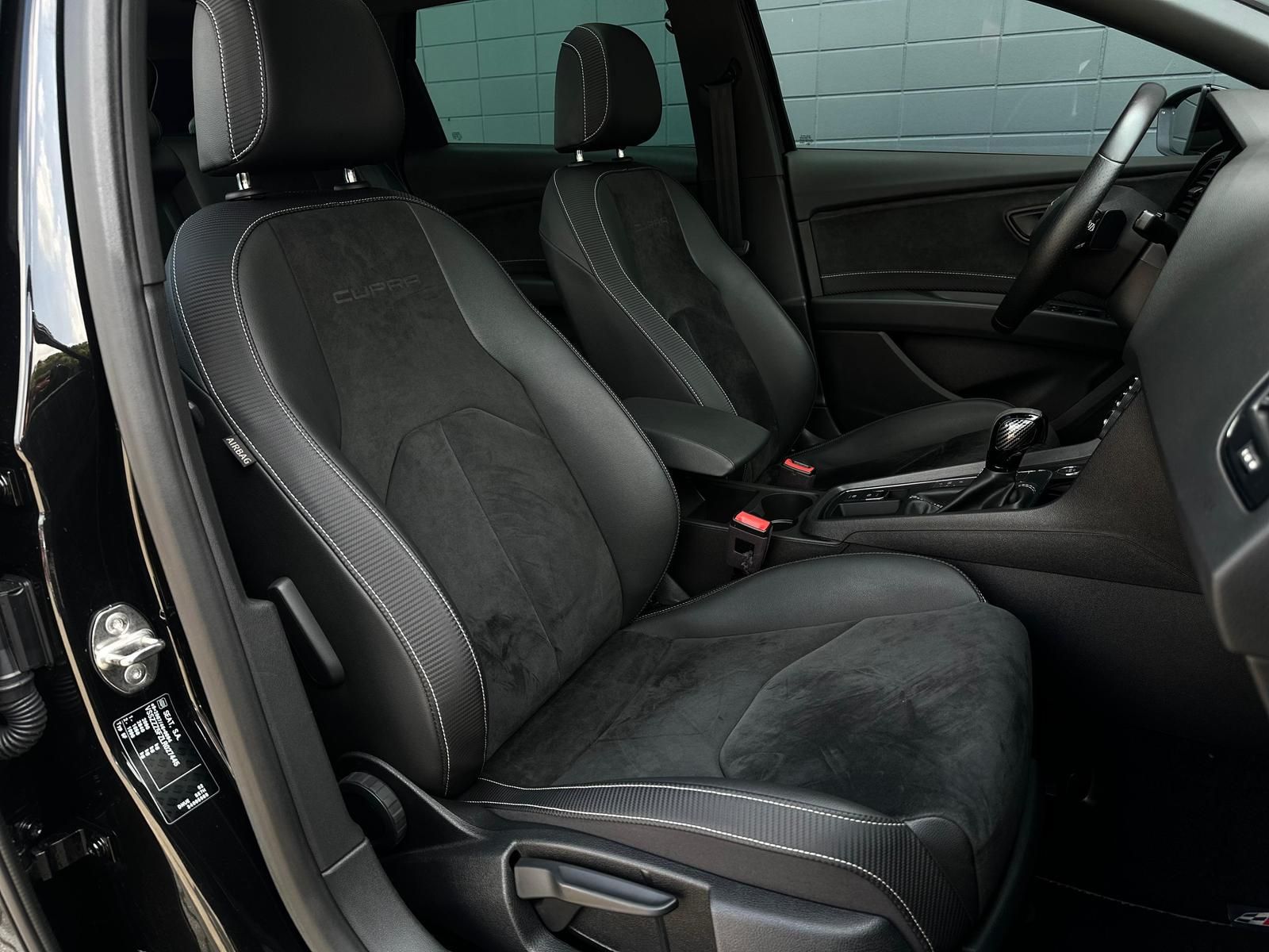 SEAT Leon ST 2.0TSI CUPRA 300 4DRIVE LED#PANO#ACC#SHZ - Image 16