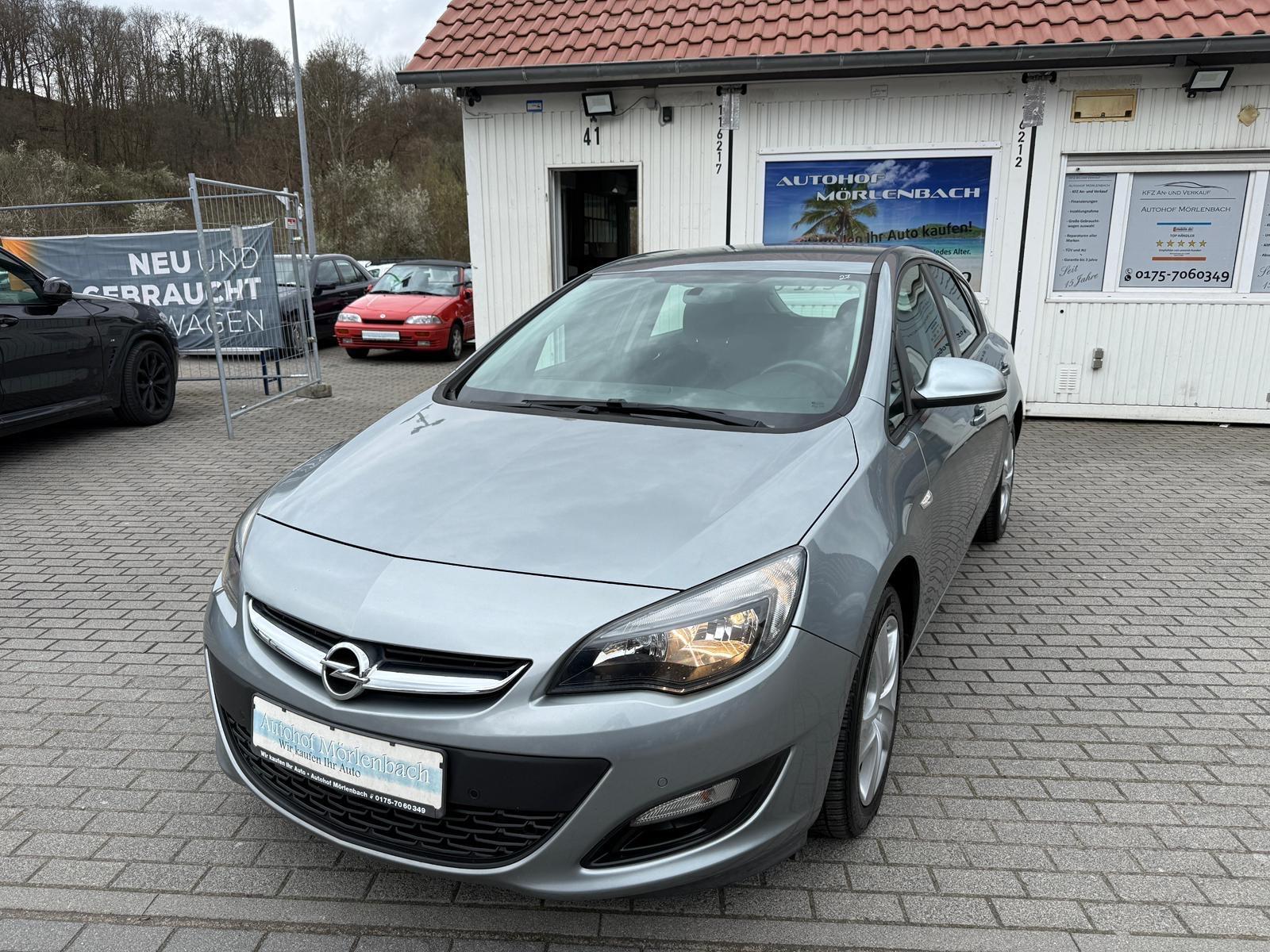 Opel Astra J Lim. 5-trg. Edition