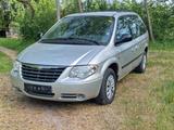 Chrysler Voyager SE 2.8 CRD Autom. SE - Chrysler Voyager mit Diesel-Antrieb