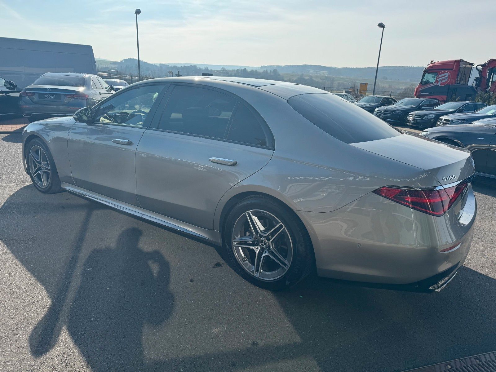 Fahrzeugabbildung Mercedes-Benz S 450 4M L AMG+Pano+3D+Digital+Burm+HUD+TV+AirM