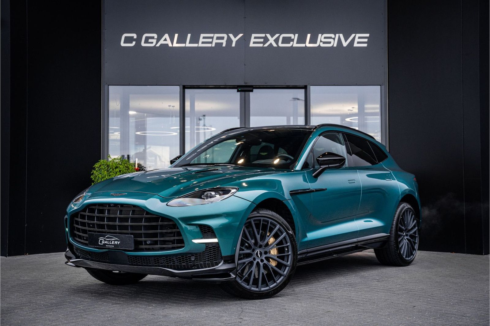Aston Martin DBX 4.0 V8 707 - BTW Auto | Panorama | Carbon | imagem 3