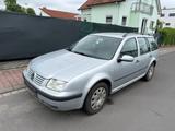 Volkswagen Bora 1.9TDI AUTOMATIK - graue Volkswagen Bora
