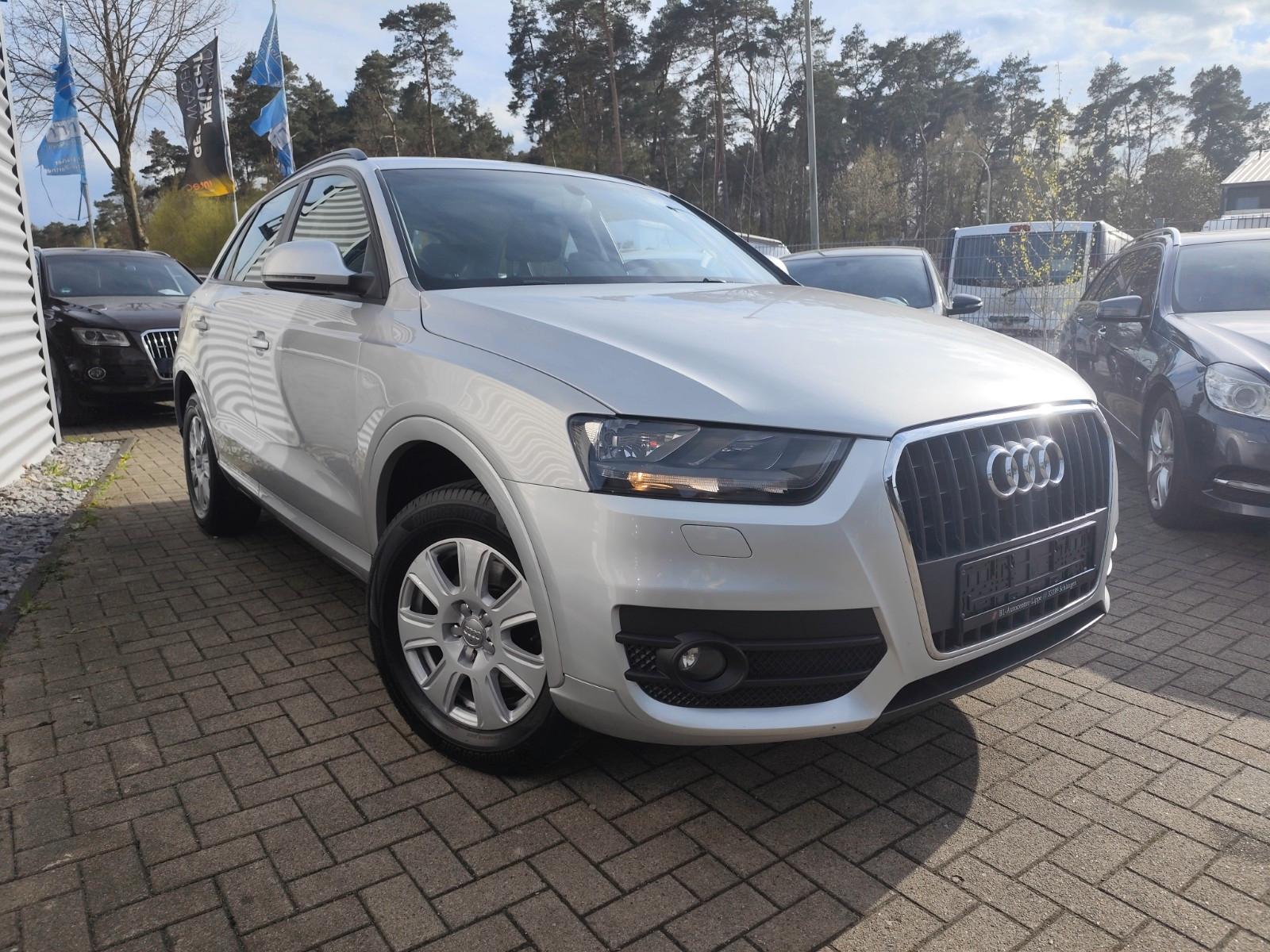 Audi Q3 2.0 TDI 2 te Hand Scheckheft gepflegt
