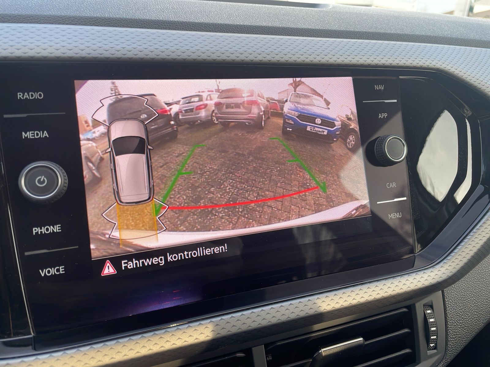 Volkswagen T-Cross - Bild 15