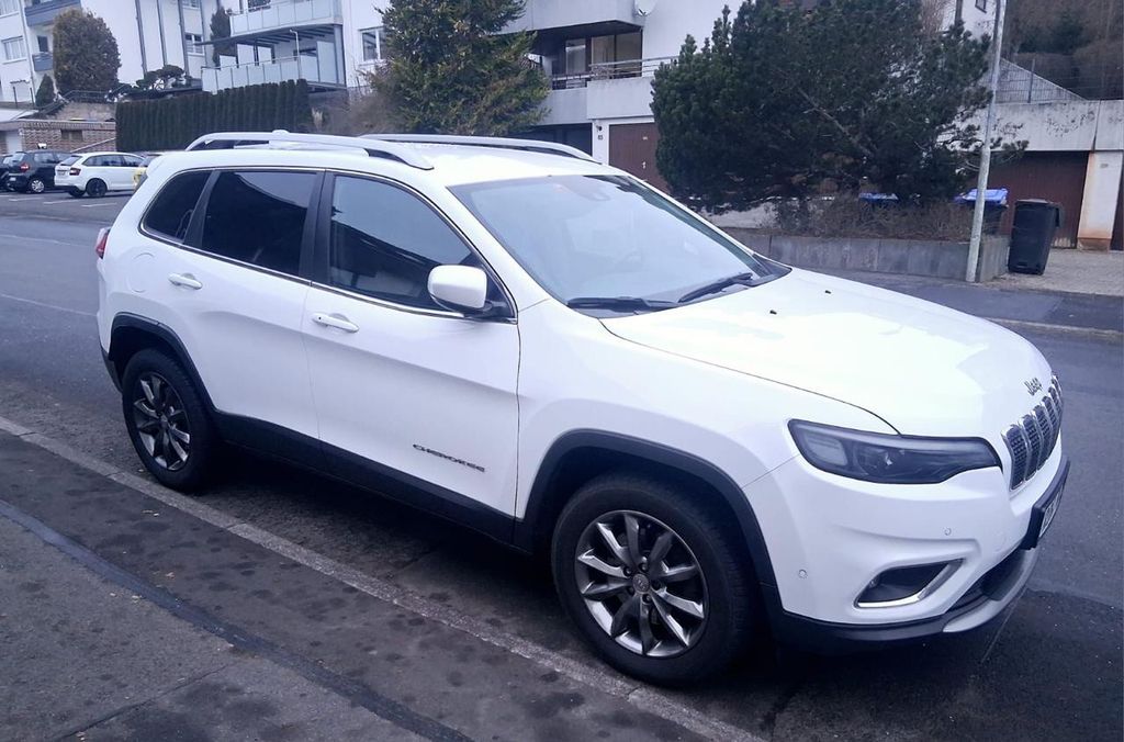 Image of Jeep Cherokee