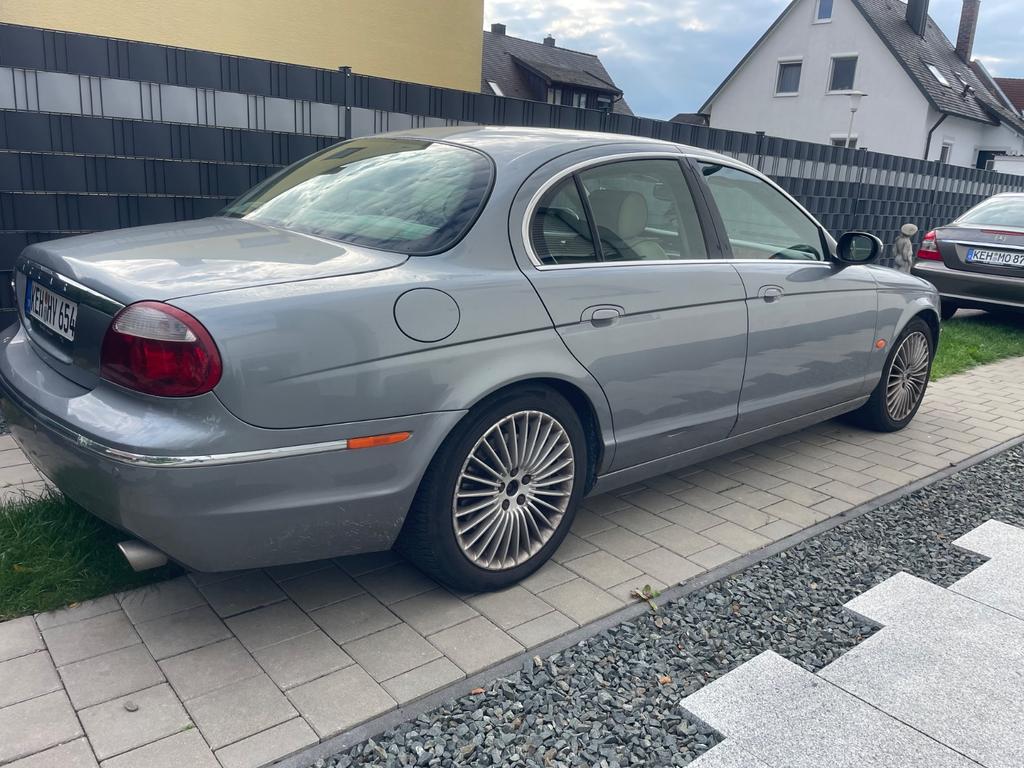 Jaguar S-Type