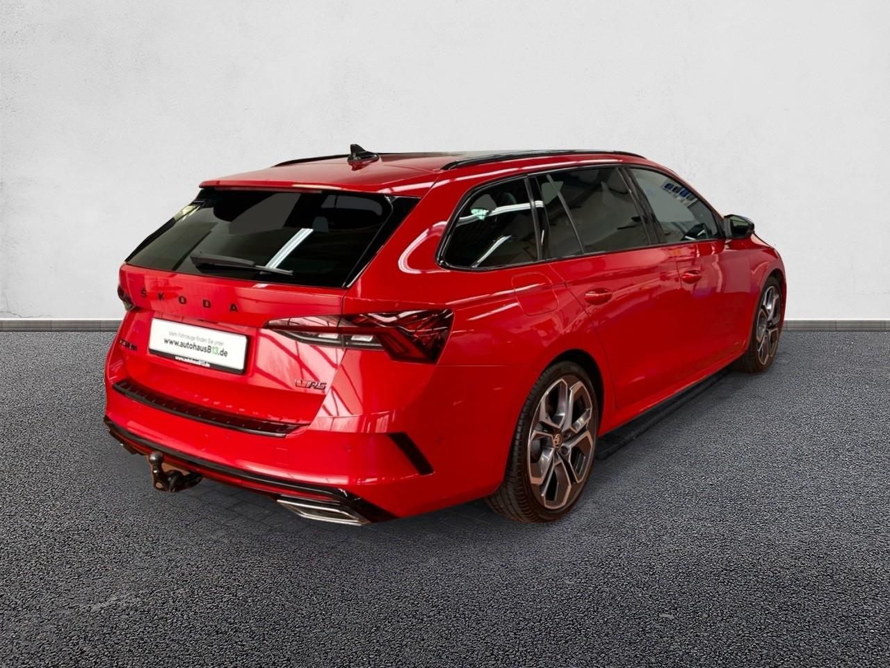 Skoda Octavia Combi RS Plus 2.0 TDI DSG 4x4 NAVI+AHK