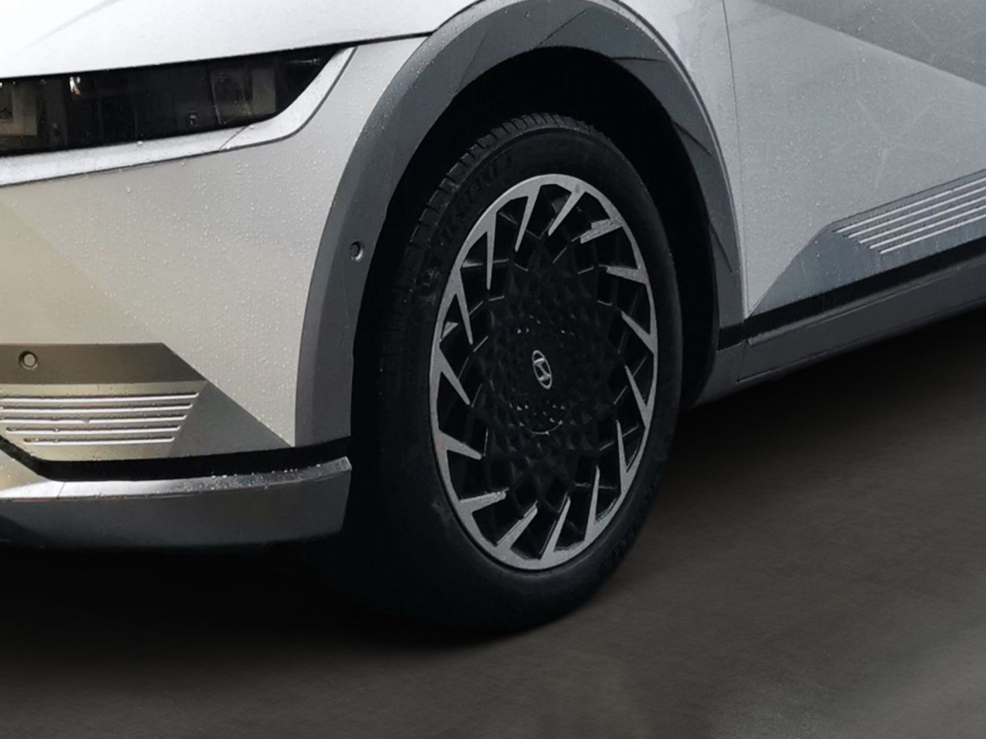 Fahrzeugabbildung Hyundai IONIQ 5 Uniq Elektro 4WD 72 Relax-Paket 8x berei