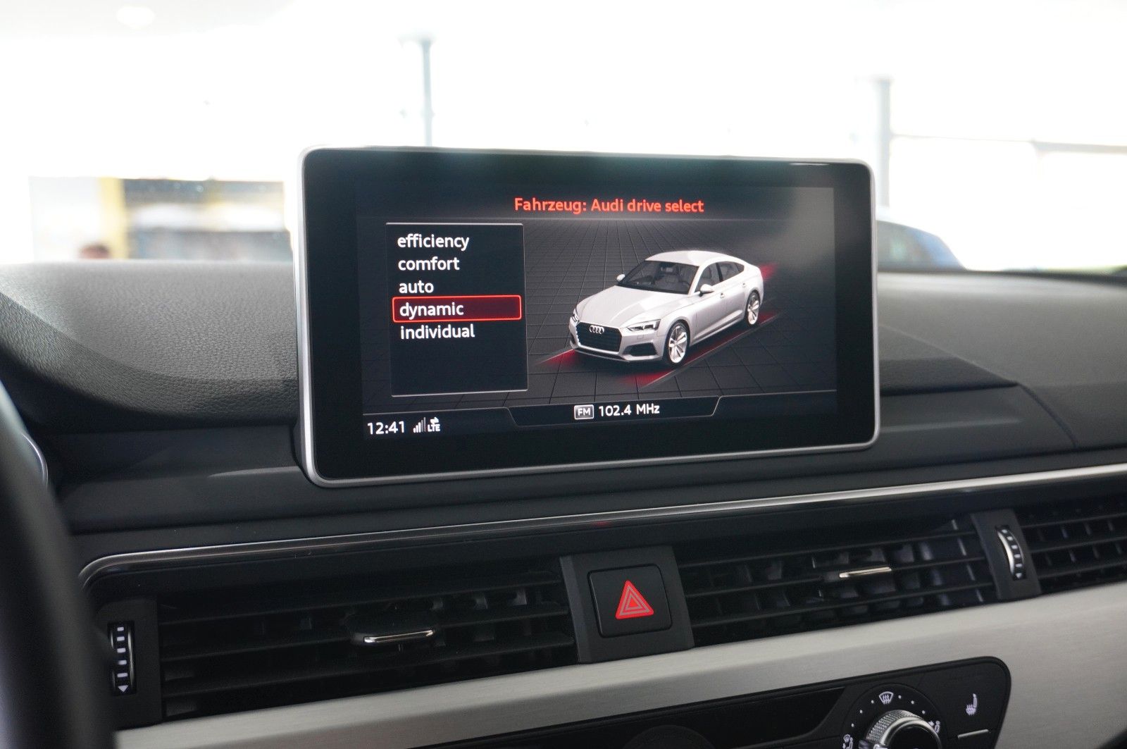 Fahrzeugabbildung Audi S5 Sportback 3.0 TDI QUATTRO LED/NAVI/KAMERA/HUD