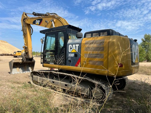 CAT 330F LN