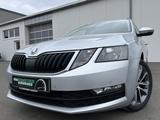 Skoda Octavia Combi 2.0 TDI DSG Tour 112€ m. 20% Anzah - Skoda Octavia: Kombi, Tour