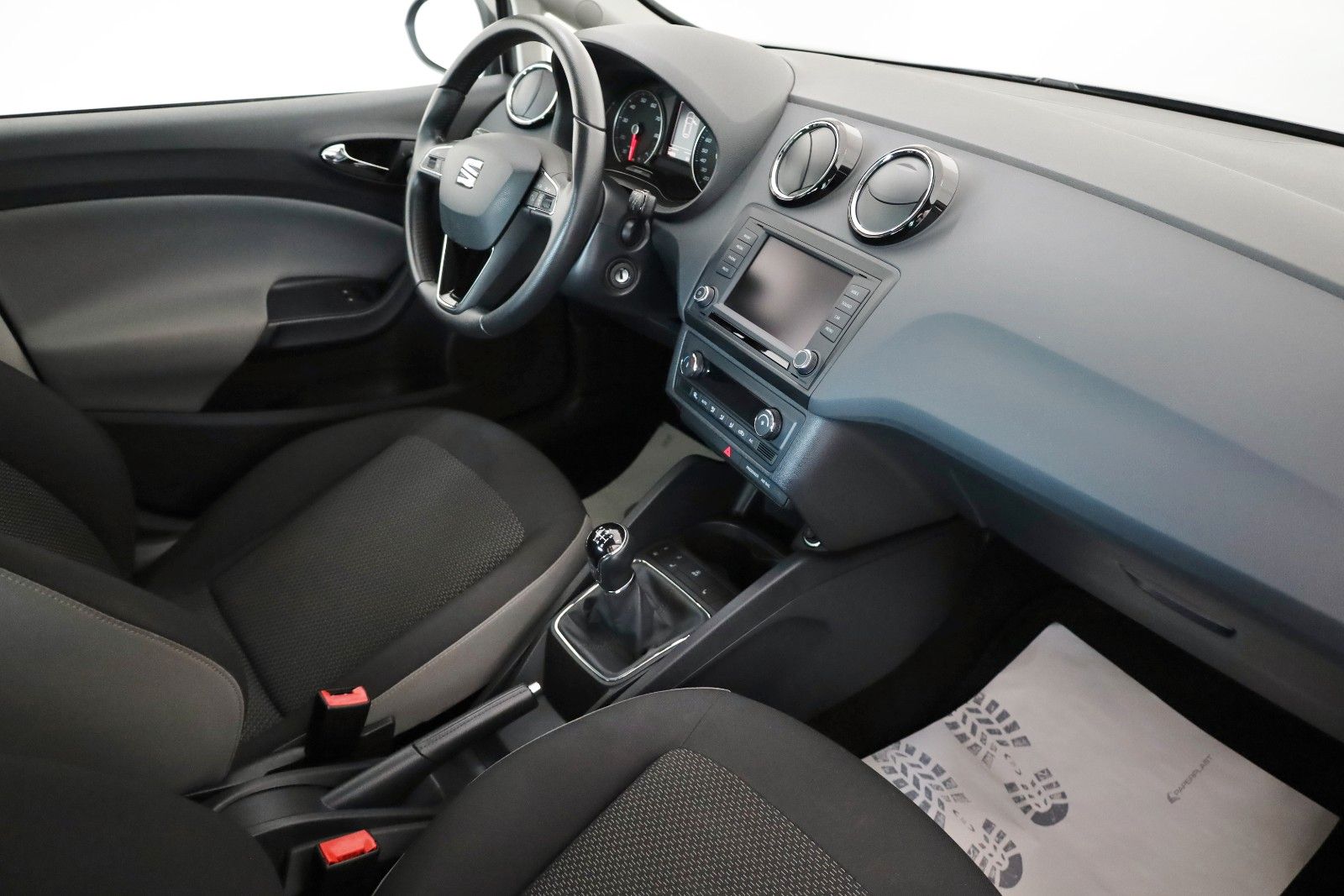 Fahrzeugabbildung SEAT Ibiza Style, SH,PDC,Klima,Tempomat,8fach bereift