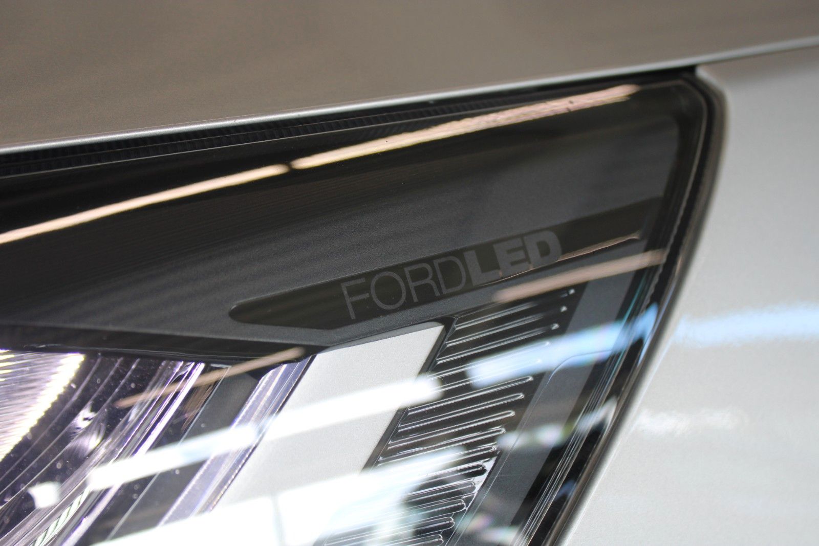 Fahrzeugabbildung Ford Focus Turnier Cool & Connect NAVI CAM WinterPak.