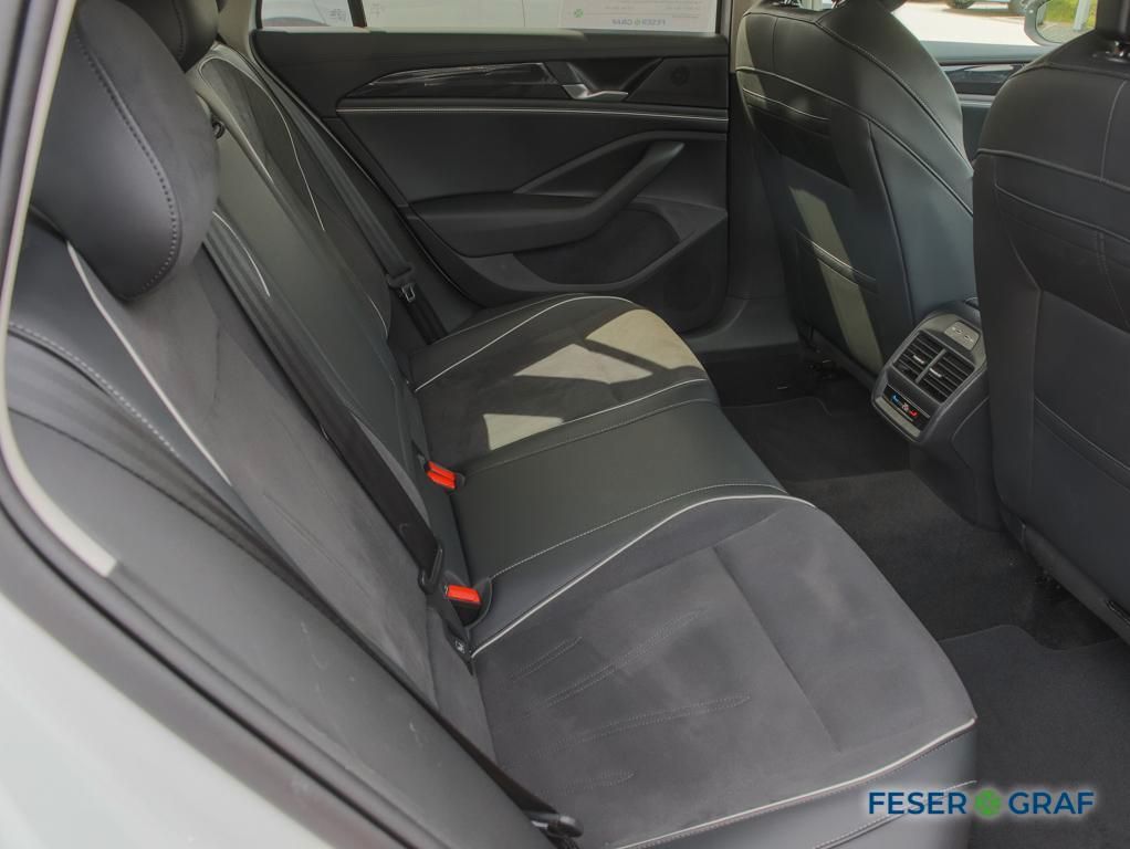 Volkswagen Passat - Bild 8