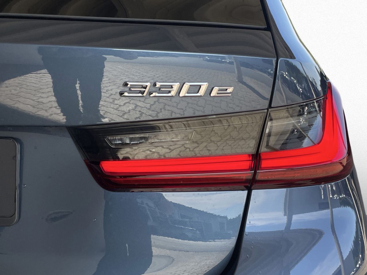 BMW 330 - Bild 13