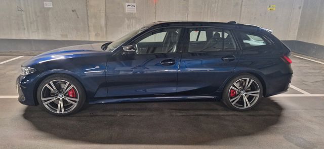 BMW M340i xDrive Touring Auto -