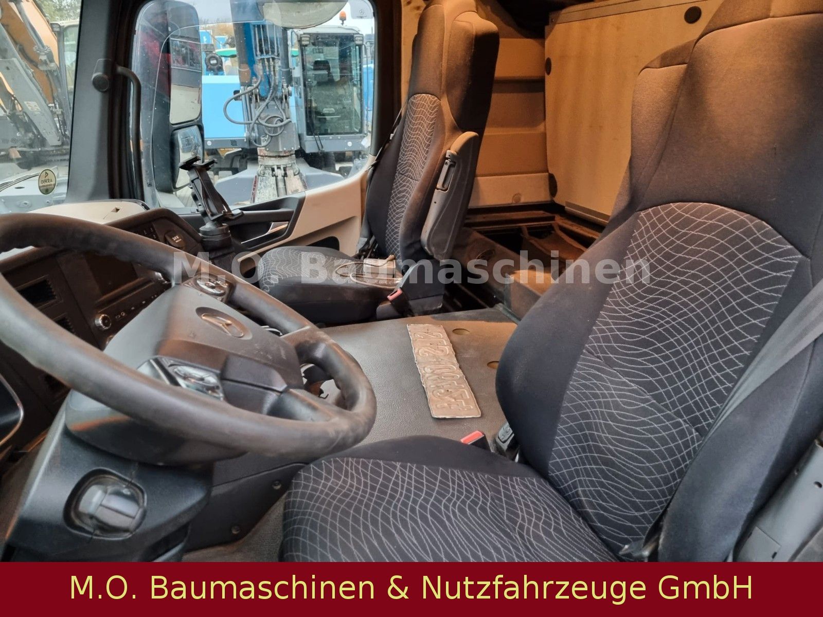 Fahrzeugabbildung Mercedes-Benz Antos 2546 / Euro 6 / 6x2 / Meiler Abroller /