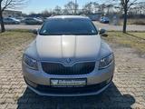 Skoda Octavia Combi Joy TÜV&SERVICE NEU AHK - Skoda Octavia: Joy