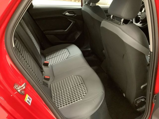 A1 Sportback S line 30 TFSI 85(116) kW(PS) S tro