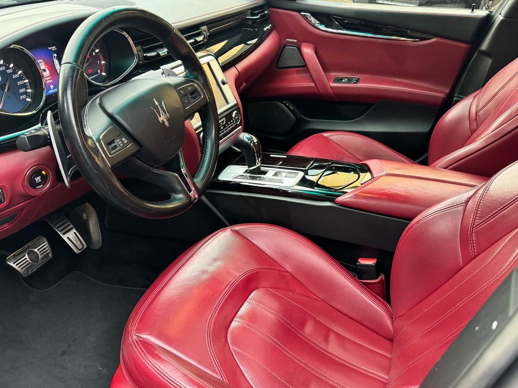 Maserati Quattroporte