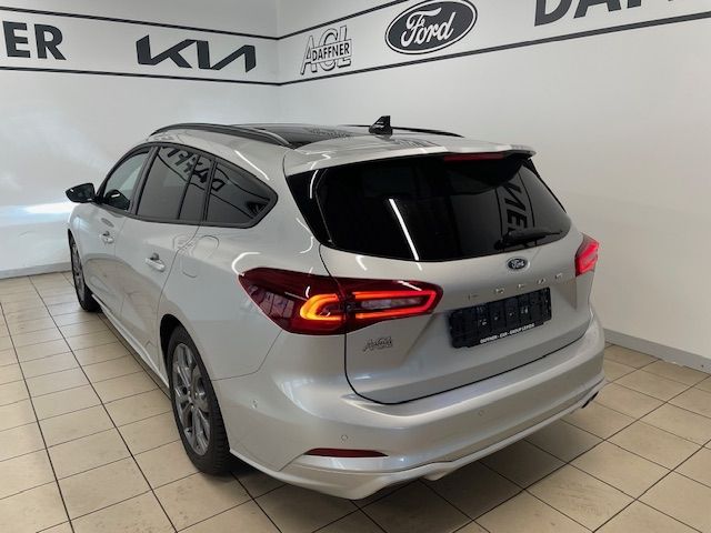 Fahrzeugabbildung Ford Focus ST-Line X LED totWinkAss Schiebedach Kamer