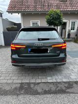 Audi A4 40 TDI S tronic Quattro S line B&O AHK - Audi A4: Grün, mit Navigationssystem