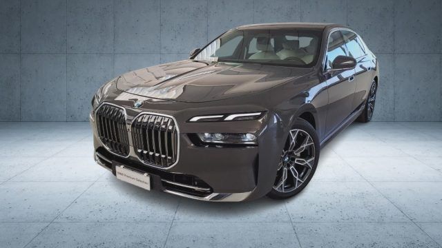 Другие BMW 740 d xDrive Aut. - Listino 145.550?