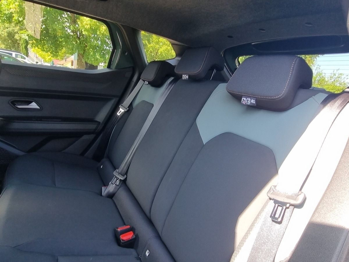 Fahrzeugabbildung Dacia Duster Extreme hybrid-G 150 4x4