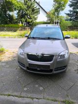 Skoda Roomster (cz) Motor 1.6 - Skoda Roomster Gebrauchtwagen in Berlin