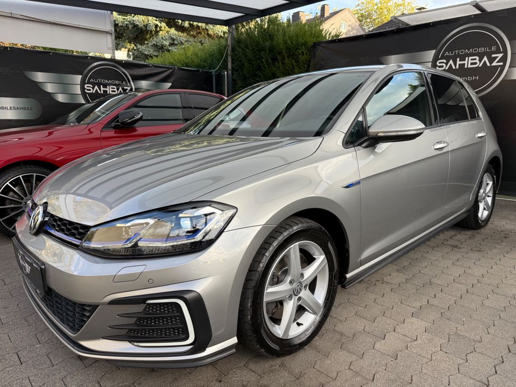 Image of Volkswagen Golf