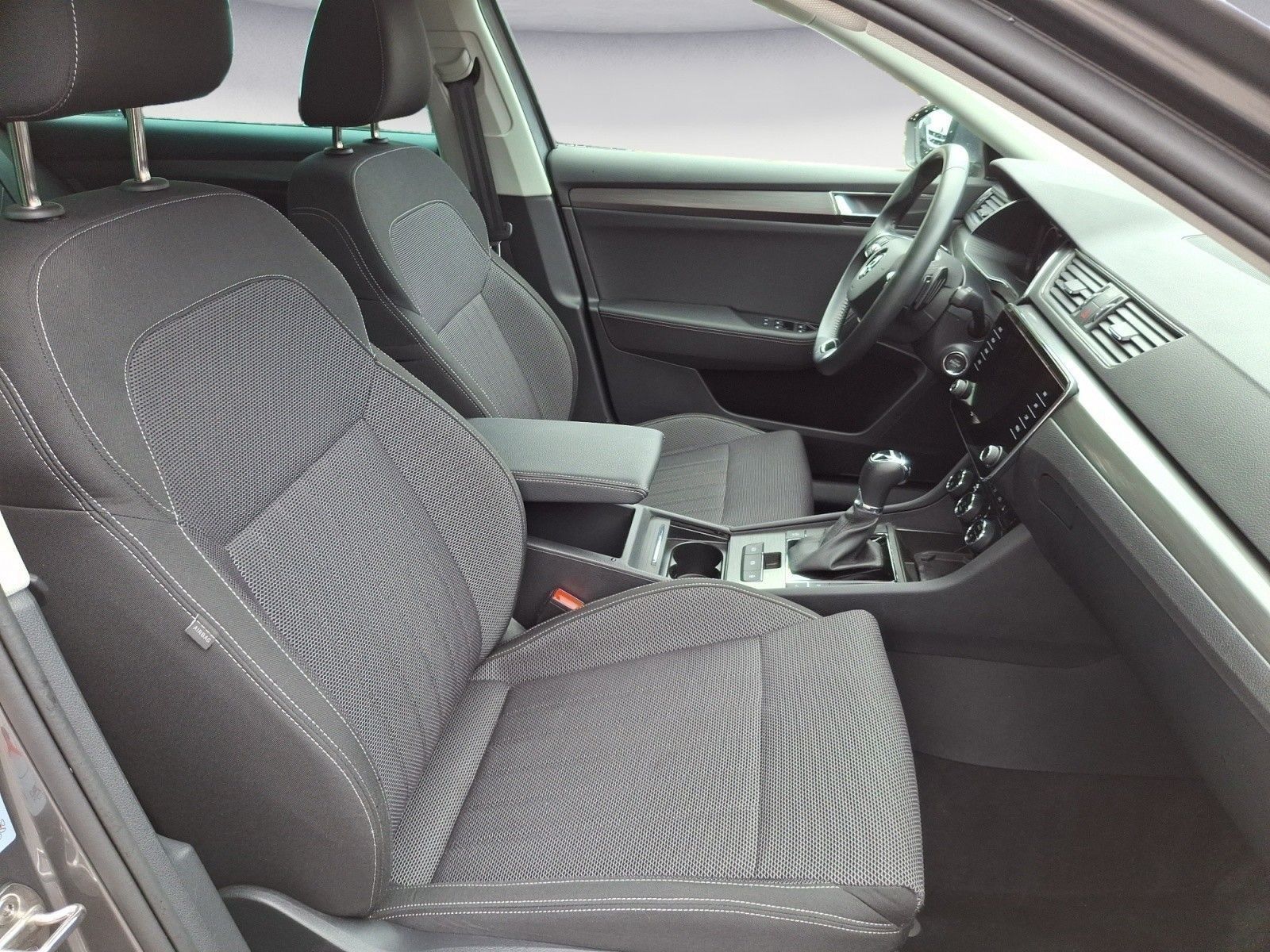 Skoda Superb - Bild 9