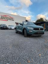Volkswagen T-Roc Cabriolet Style - mit Benzin-Antrieb: Grün, Cabrio
