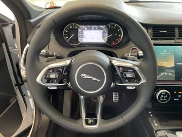 Fahrzeugabbildung Jaguar E-PACE R-Dynamic HSE AWD P300e Plug-In Hybrid