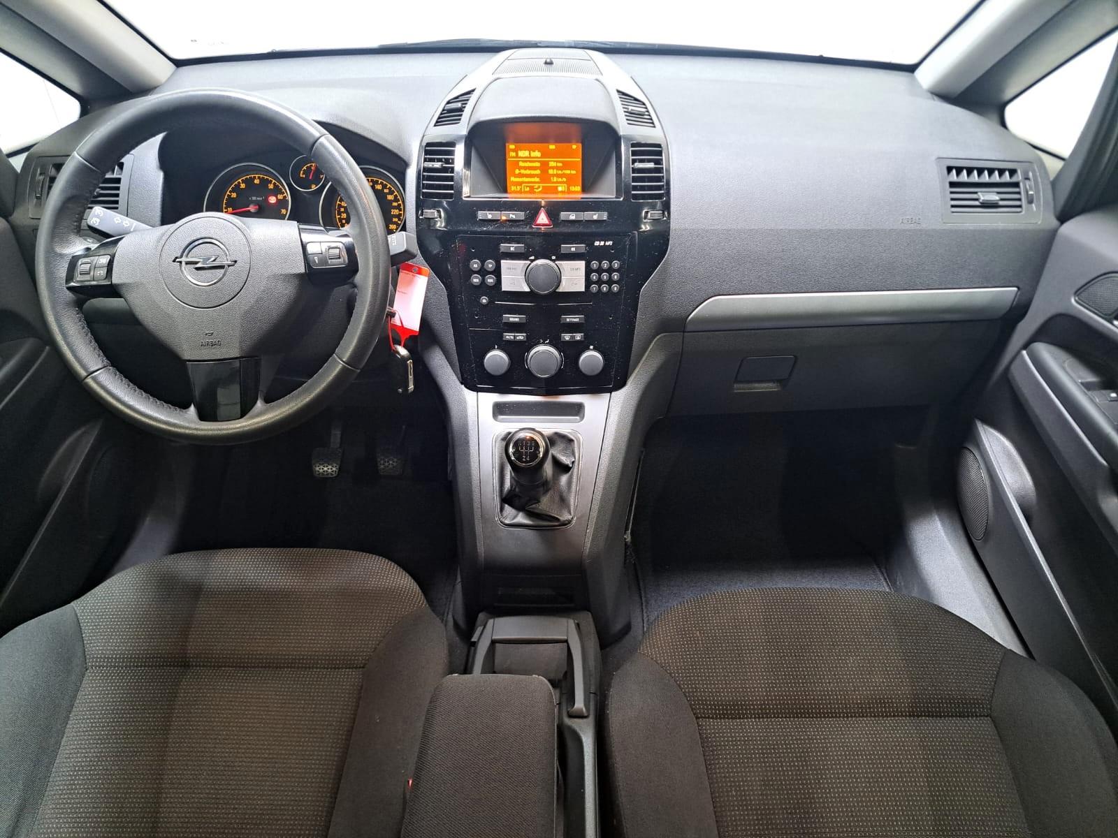 Opel Zafira B 1.8 / 7SITZER  / XENON AHK / SHZ