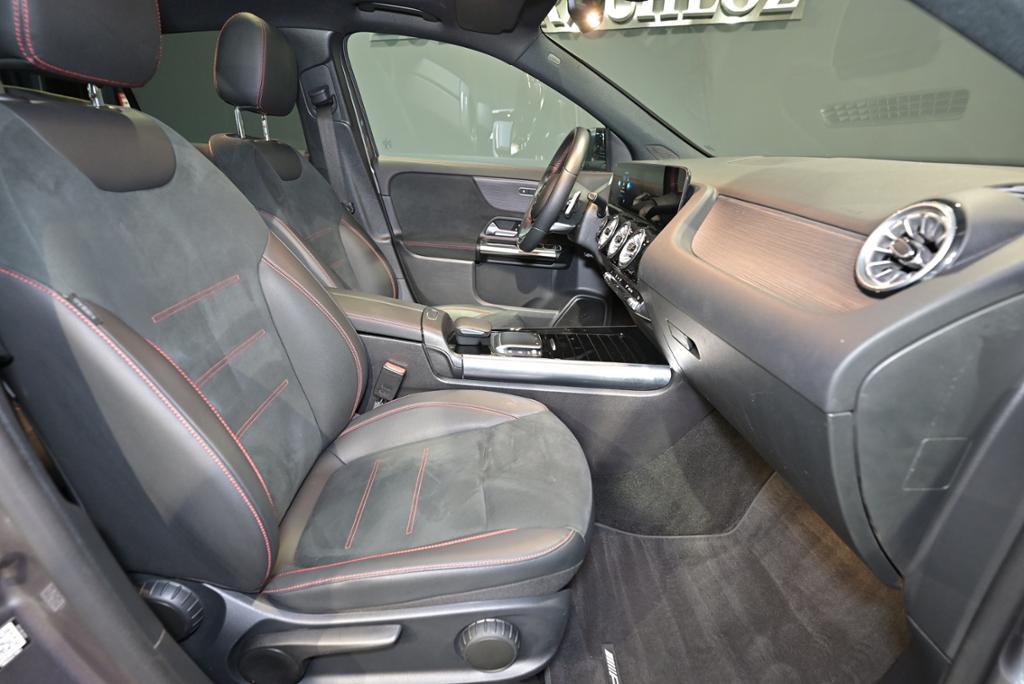 Mercedes-Benz GLA AMG/PANO/MULTIBEAM/NIGHT/SHZ/MBUX, миниатюра 4