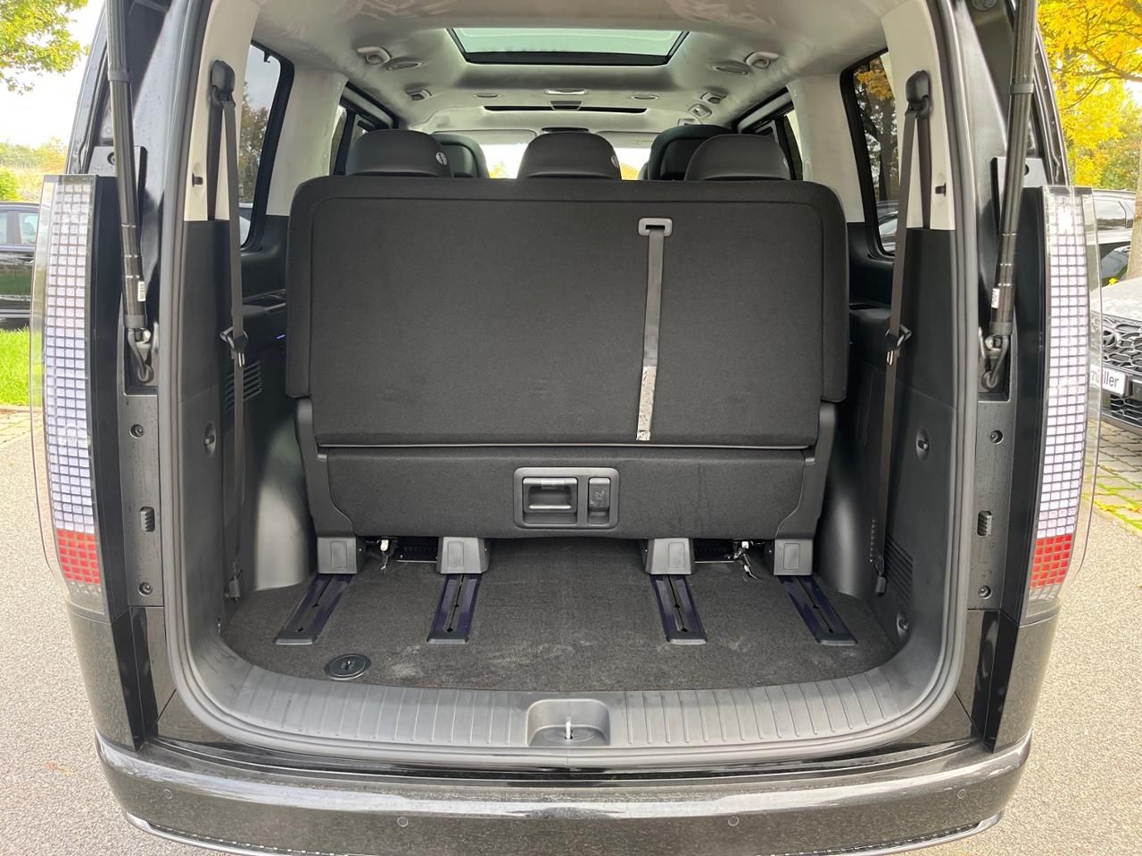 Fahrzeugabbildung Hyundai STARIA SIGNATURE STANDHEIZUNG Panoramadach SHZ*L