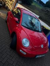 Volkswagen VW New Beetle 9c Rot 1.6 Klima 1. HAND Sch... - Volkswagen New Beetle: Sportwagen