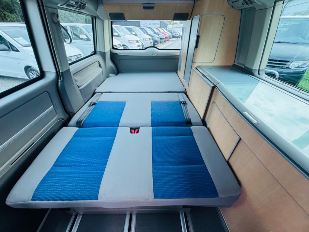 Volkswagen T5 California