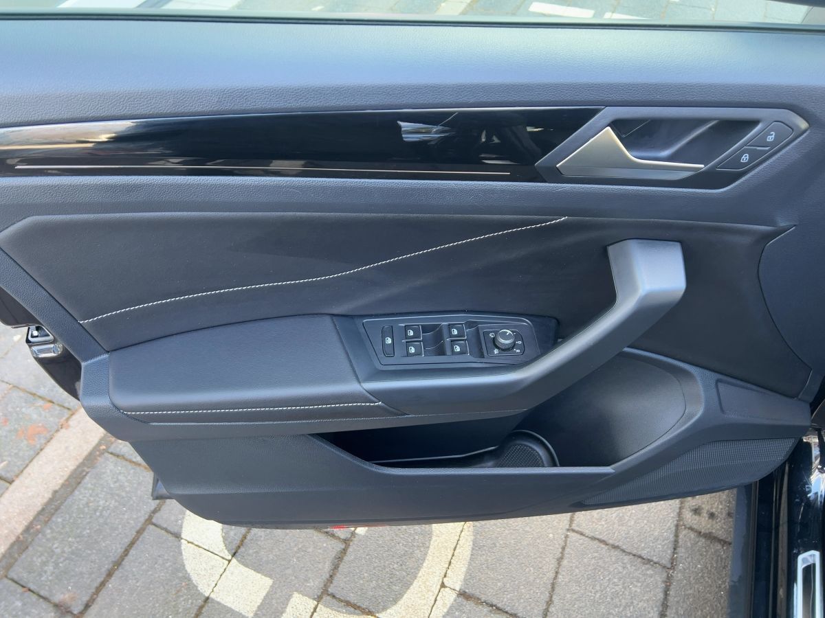 Volkswagen T-Roc - Bild 17