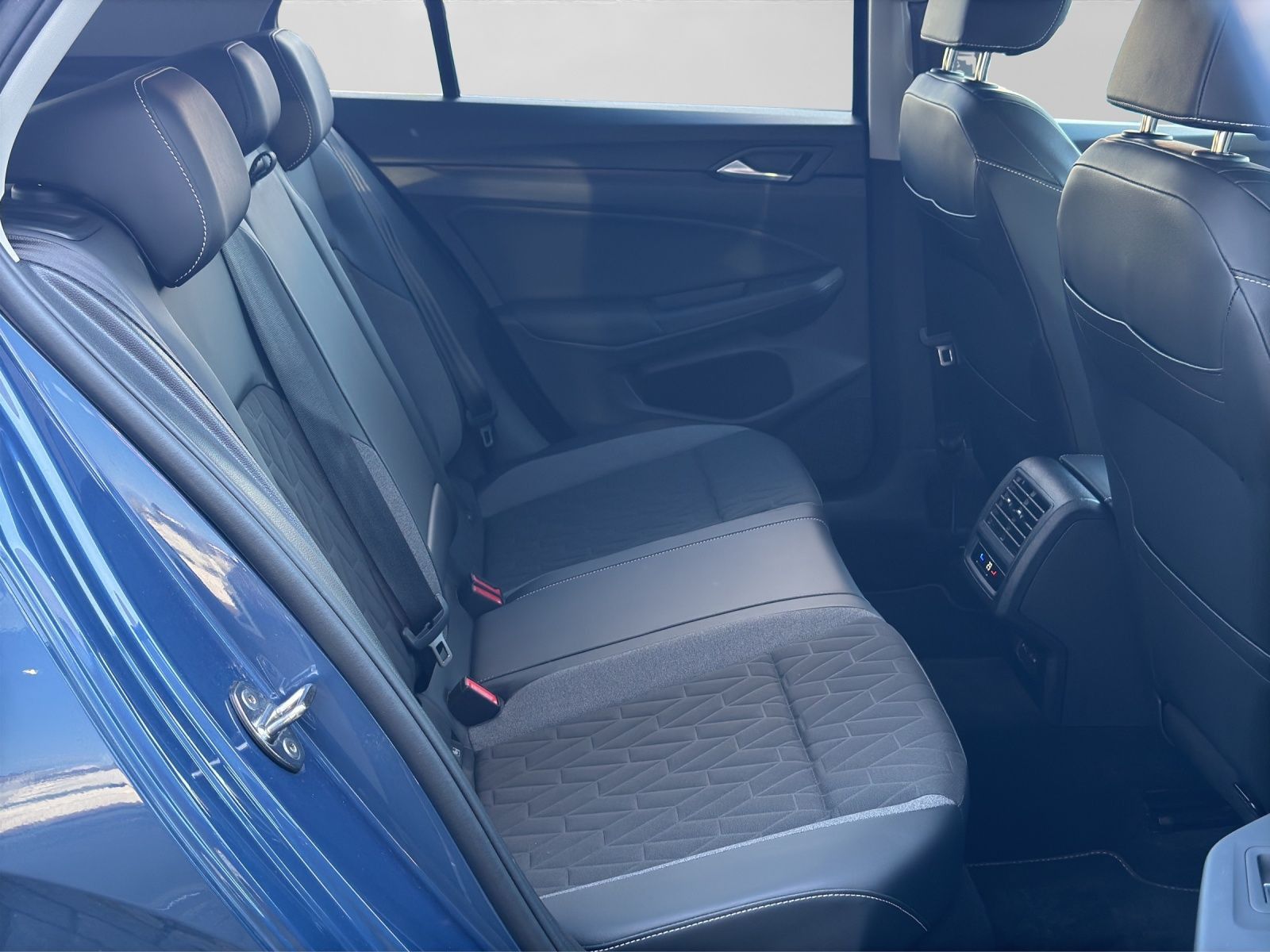 Volkswagen Golf - Bild 6