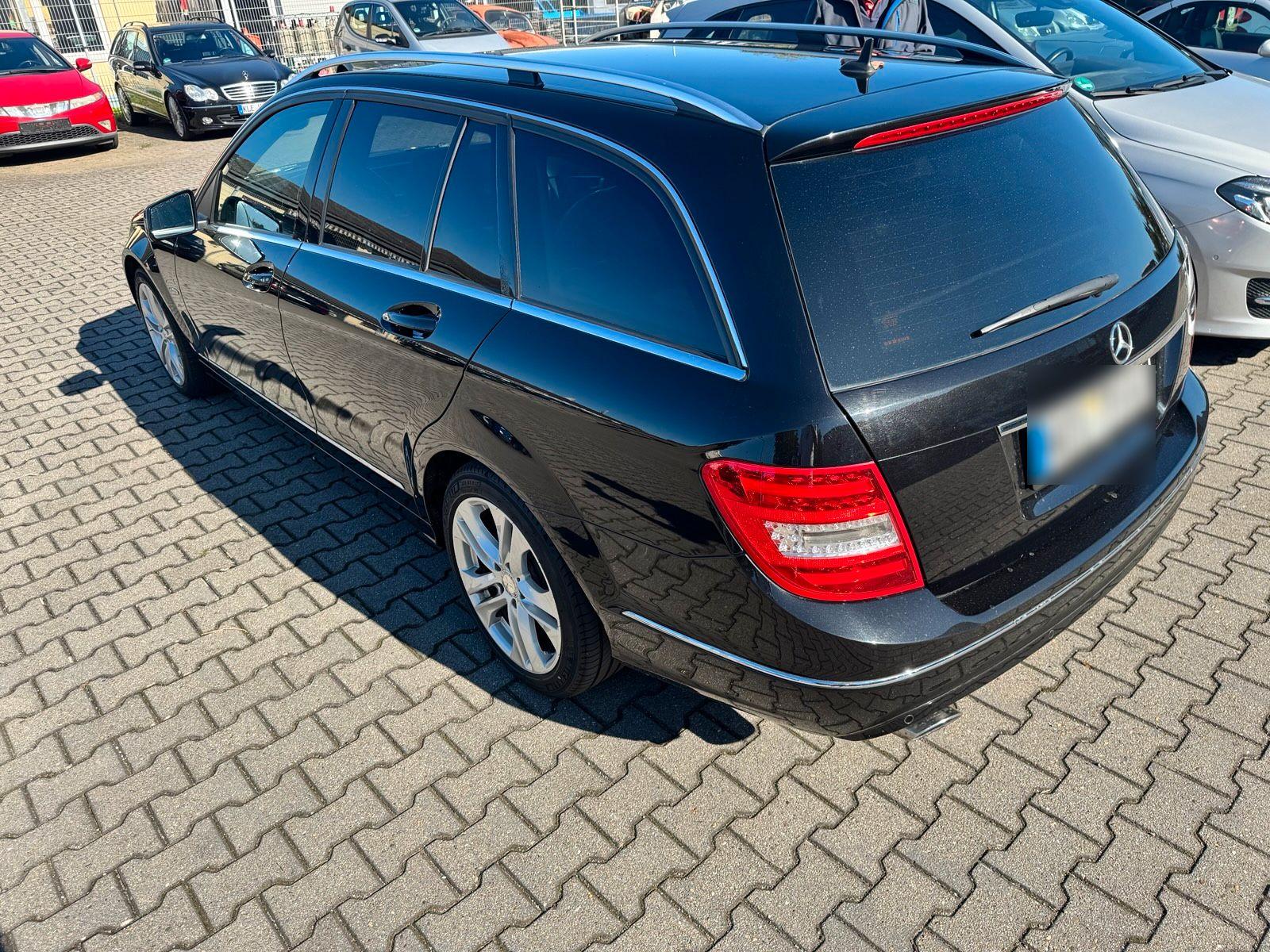Mercedes-Benz C220 2012 — engine 170 HP (125kW)