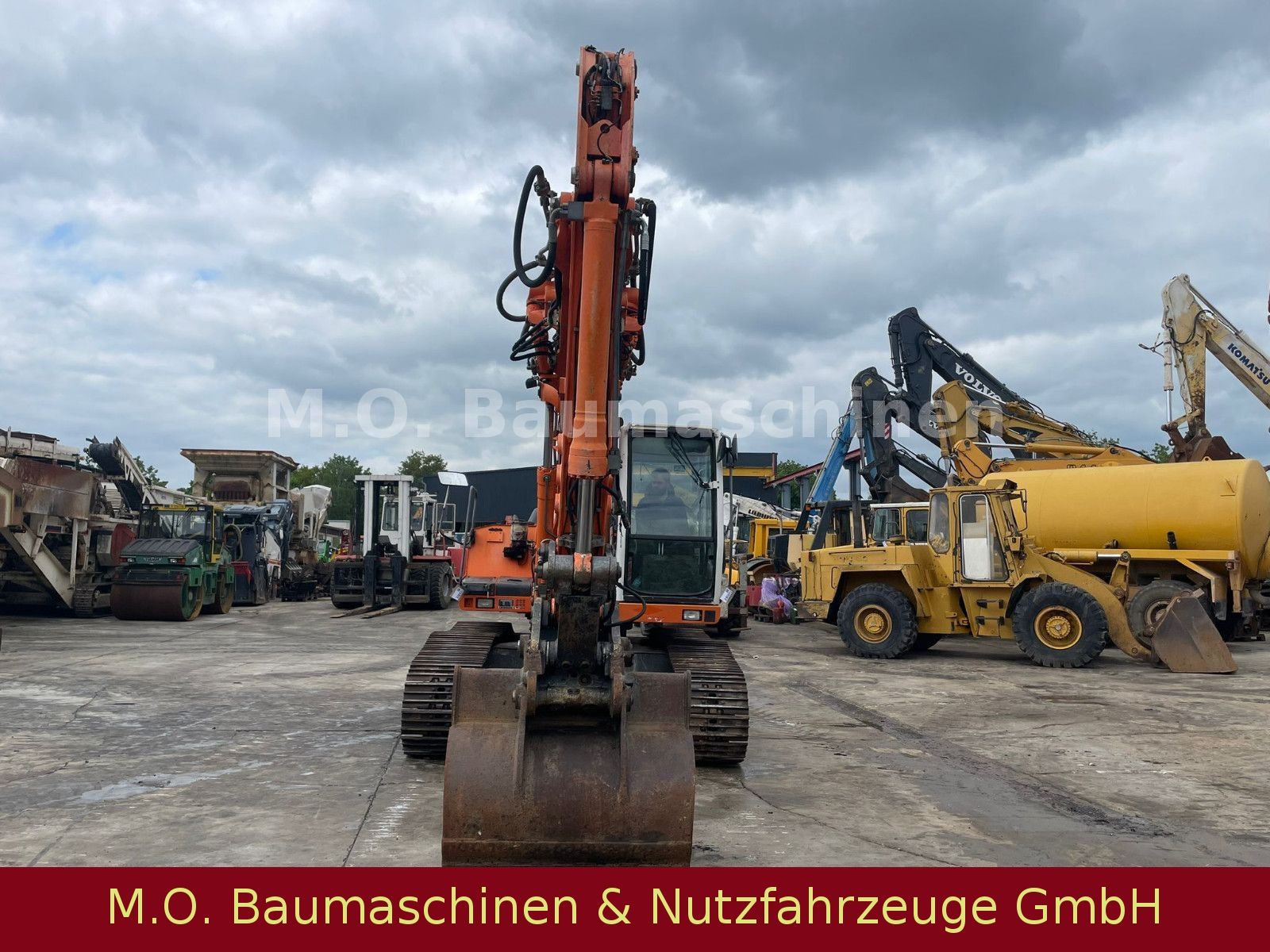 Fahrzeugabbildung Liebherr R 904 C HDSL Litronic / AC / SW
