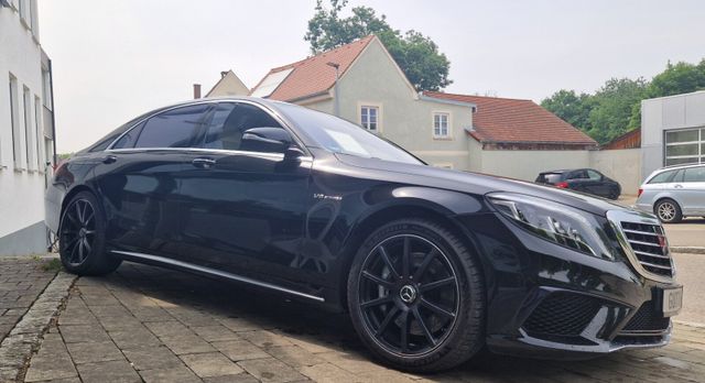 Mercedes-AMG S 63 4MATIC lang First-Class Fond