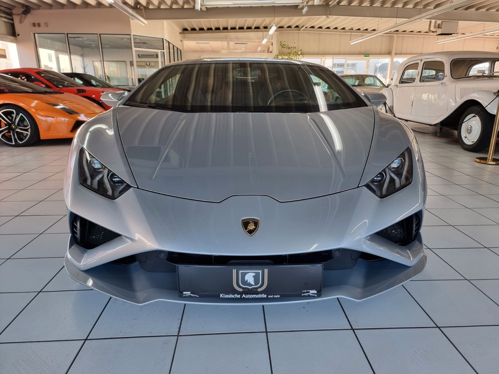 Fahrzeugabbildung Lamborghini Huracán EVO/SH lückenlos + Einmalig schön