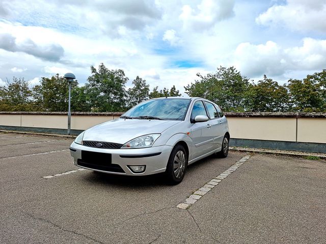 Ford Focus 1.6 Ghia KLIMA beheizbare Frontscheibe 