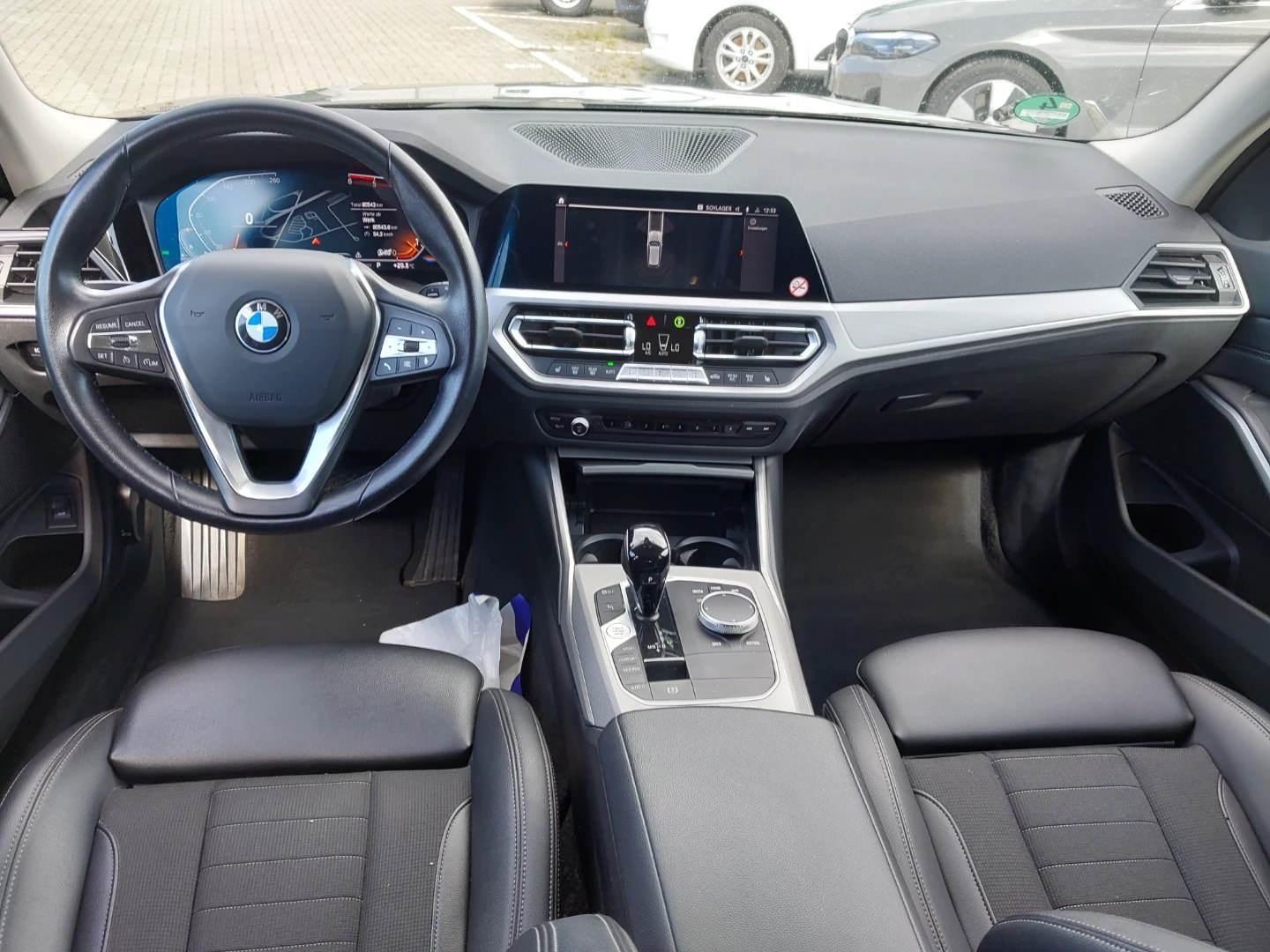 BMW 320 d Touring*LC-Prof,LED,Sportsitze,DAB,1te Hd., миниатюра 4