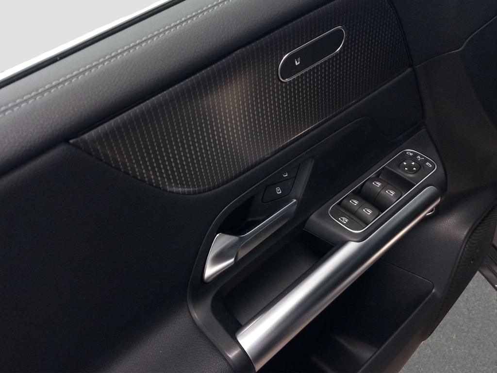 Fahrzeugabbildung Mercedes-Benz B 250 e MULTIBEAM LED*el.Heckklappe*360*CarPlay