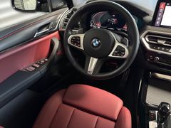 Fahrzeugabbildung BMW X3 xDri 20d M Sport--DrivingProf/AHK/Pano/HeadUp